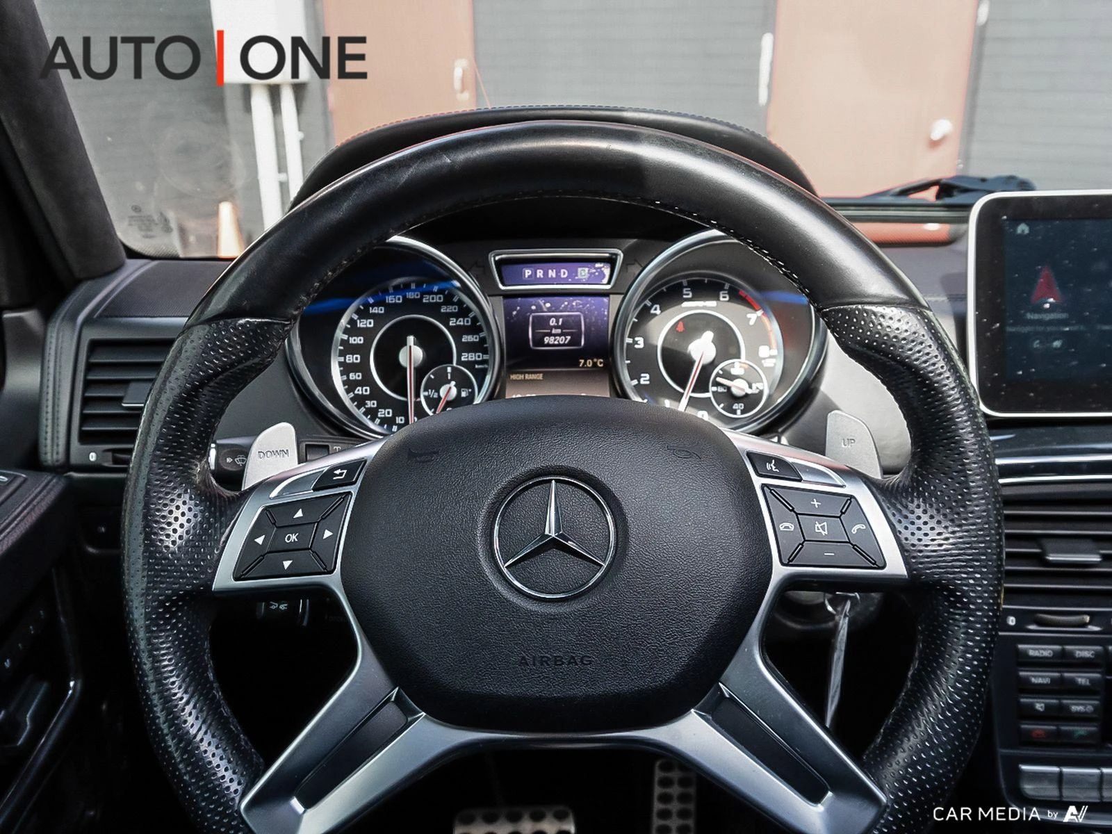 Mercedes-Benz G 63 AMG G63 AMG | CARFAX CLEAN | CERAMIC COATING, снимка 15 - Автомобили и джипове - 55130442
