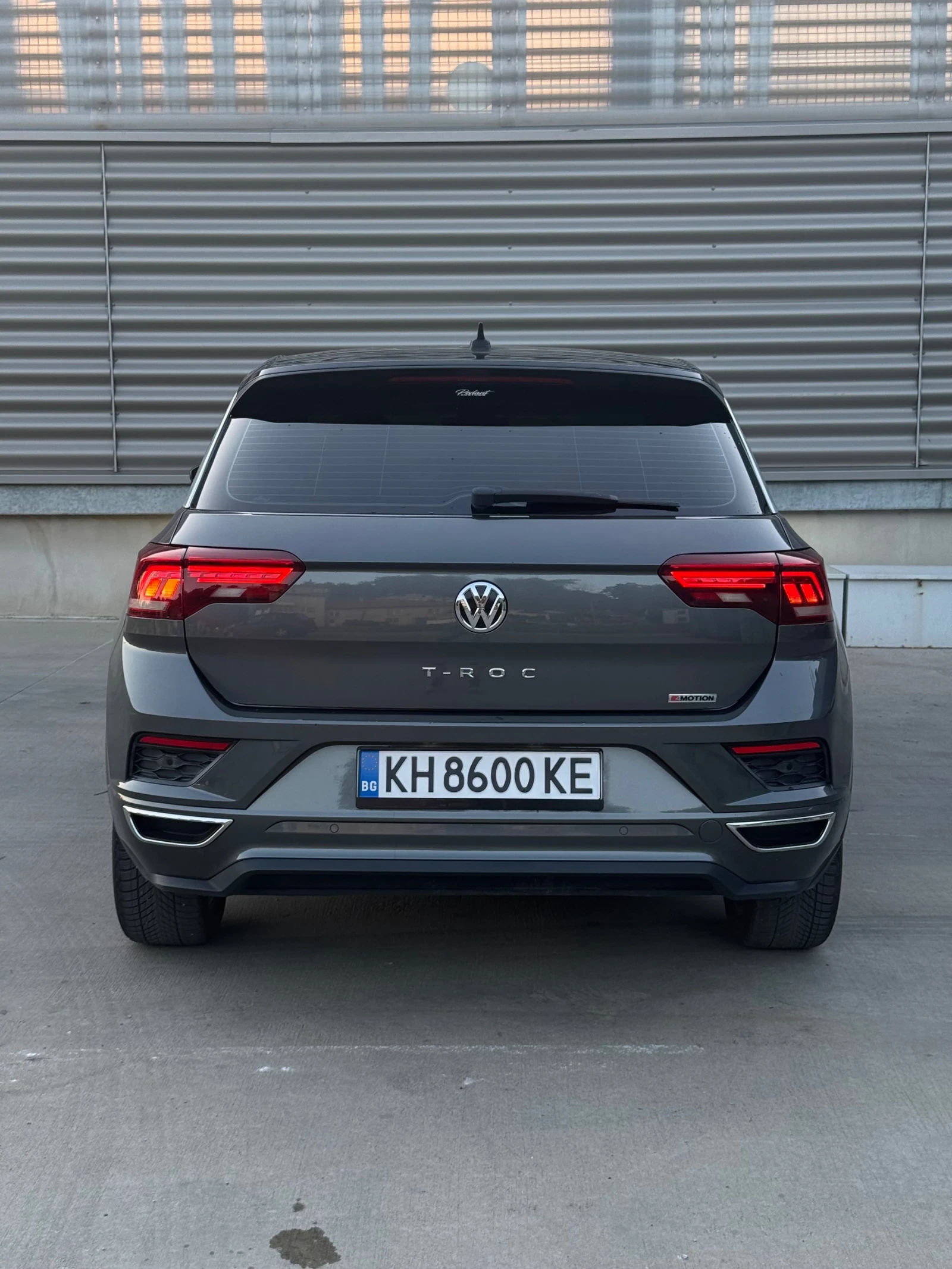 VW T-Roc 2.0 TDI 150 к.с. R-Line, снимка 6 - Автомобили и джипове - 56021060