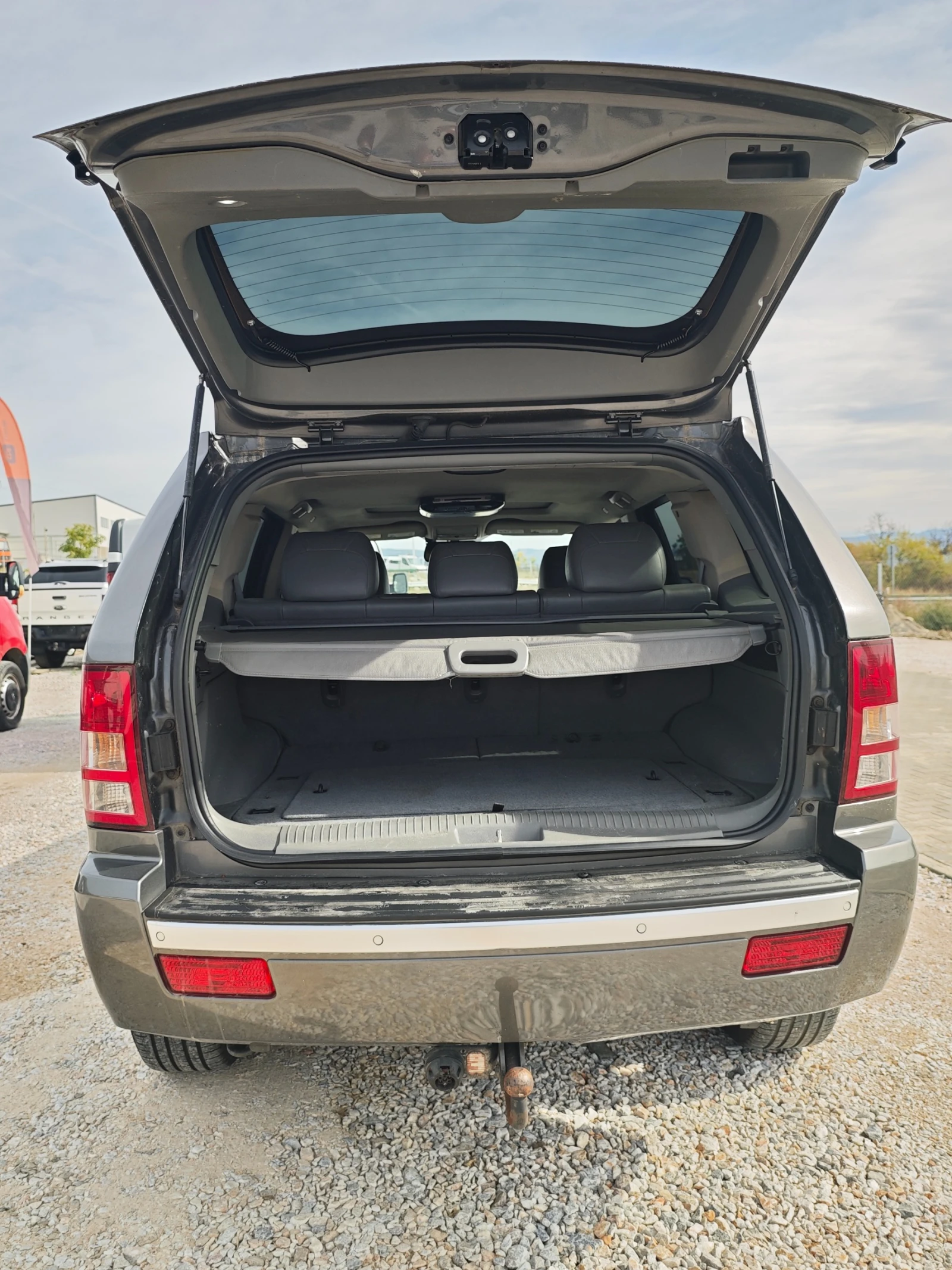 Jeep Grand cherokee 3.0CRD, снимка 9 - Автомобили и джипове - 56548637
