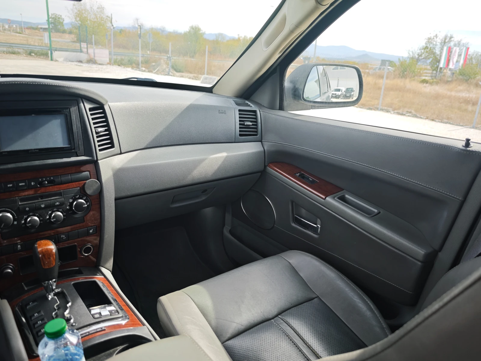 Jeep Grand cherokee 3.0CRD, снимка 13 - Автомобили и джипове - 56548637