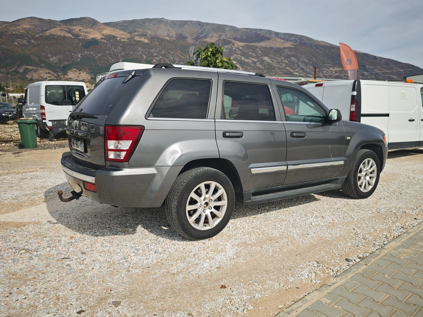 Jeep Grand cherokee 3.0CRD, снимка 4 - Автомобили и джипове - 56548637