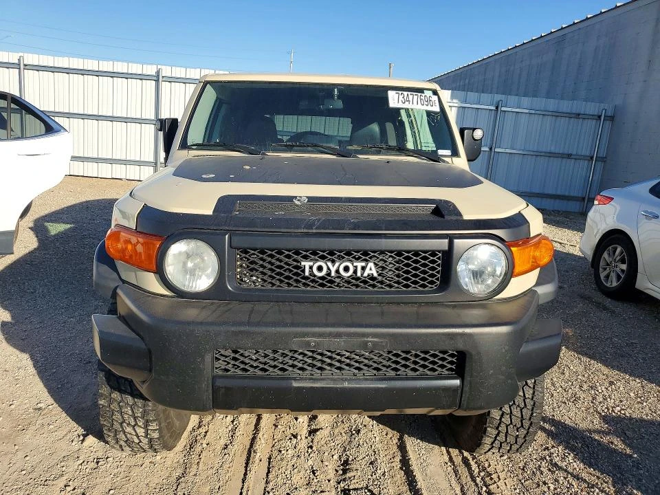 Toyota Fj cruiser 2010 TOYOTA FJ CRUISER BASE | Mobile.bg � ����������� 2