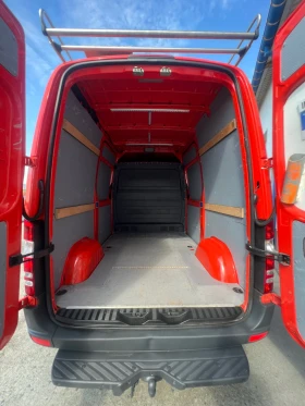 Mercedes-Benz Sprinter 2017г. / Две странични врати / Евро 6, снимка 10