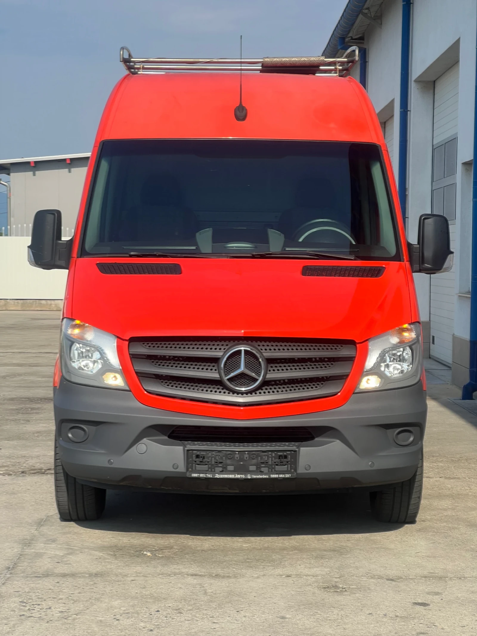 Mercedes-Benz Sprinter 2017г. / Две странични врати / Евро 6, снимка 2 - Бусове и автобуси - 55130926