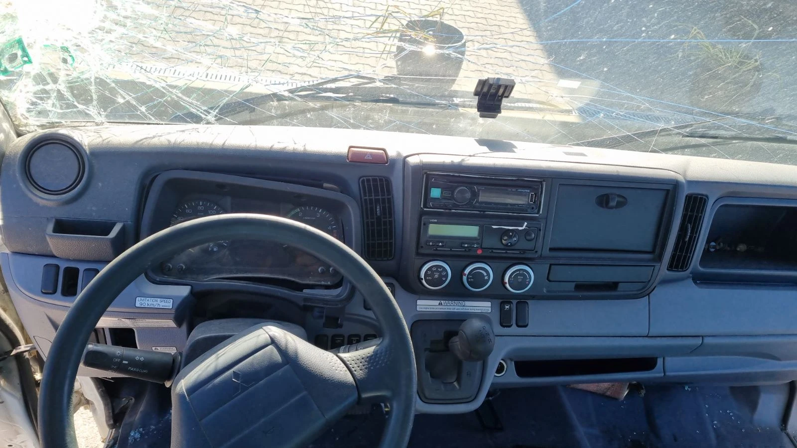 Mitsubishi Fuso 3.0 D | Mobile.bg   10