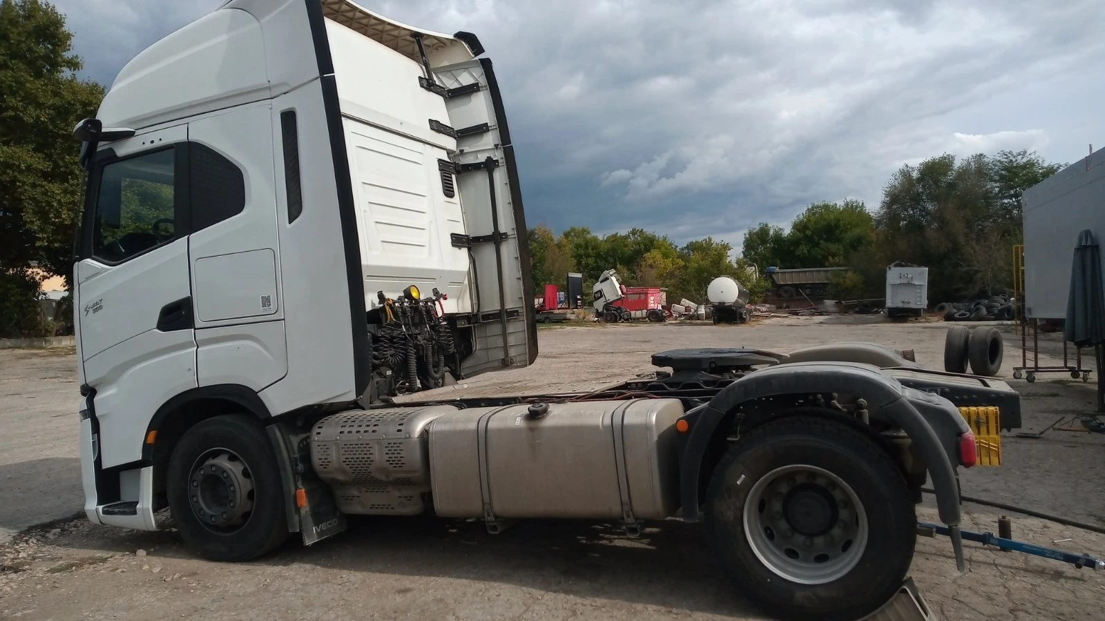 Iveco S-Way, снимка 2 - Камиони - 56223978