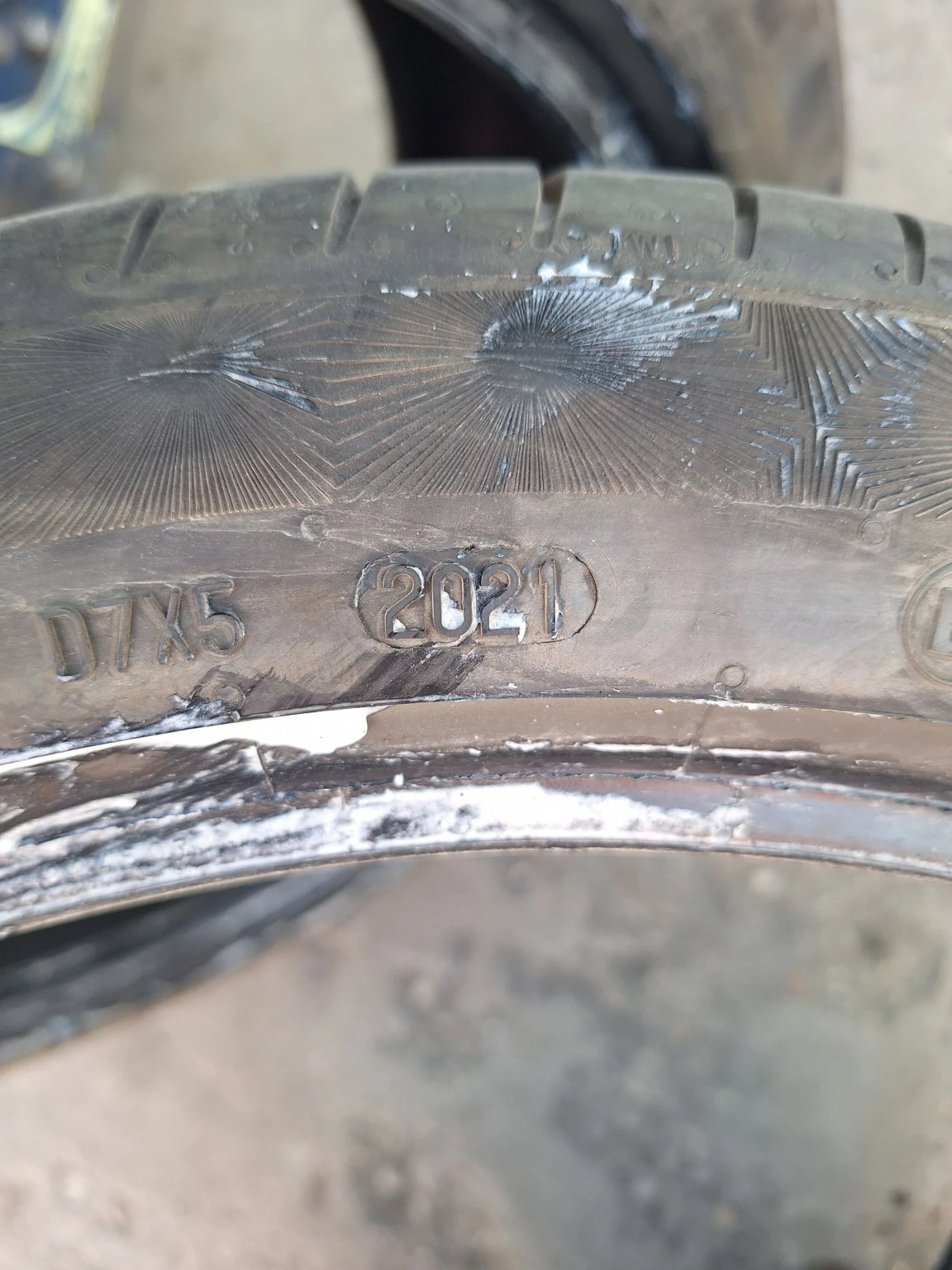 Гуми Летни 255/55R18, снимка 5 - Гуми и джанти - 53784205