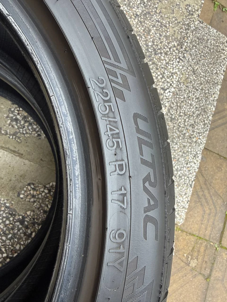 Гуми Летни 225/45R17, снимка 5 - Гуми и джанти - 54057104