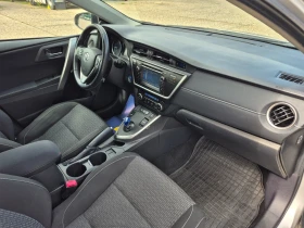 Toyota Auris ХИБРИДЕН. , снимка 13