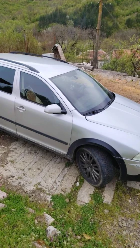 Skoda Octavia Scaut - 3999 € / 7821.36 лв. - 14082231 2
