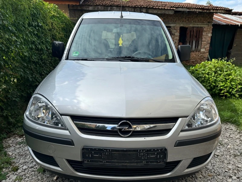 Opel Combo 1.6 Бензин/Метан, снимка 2 - Автомобили и джипове - 47933762