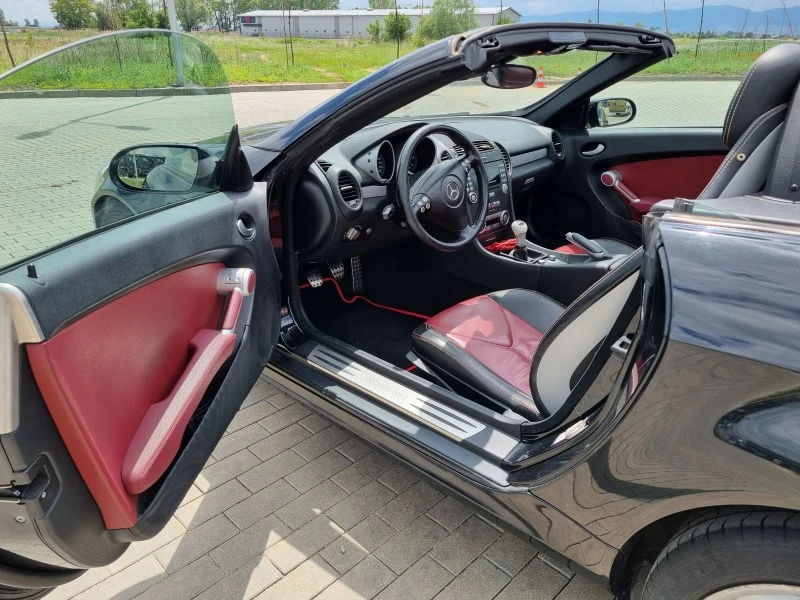 Mercedes-Benz SLK Kompressor, снимка 11 - Автомобили и джипове - 47416401