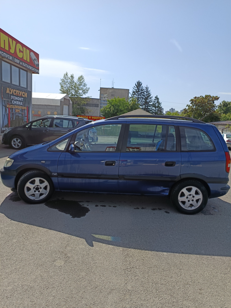 Opel Zafira, снимка 2 - Автомобили и джипове - 46127218