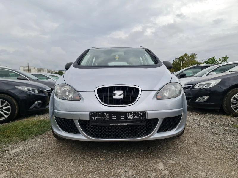 Seat Altea УНИКАТ 1.6i СТАРИЯ МОТОР, снимка 2 - Автомобили и джипове - 47297599