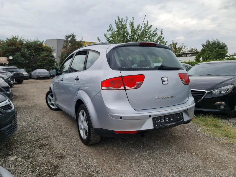 Seat Altea УНИКАТ 1.6i СТАРИЯ МОТОР, снимка 5 - Автомобили и джипове - 47297599