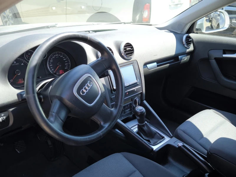 Audi A3 Sportback 1.9TDi 105hp, снимка 7 - Автомобили и джипове - 47531055