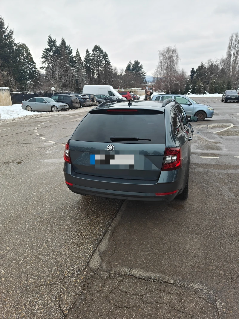 Skoda Octavia 2.0 TDI Обслужена/Каско, снимка 2 - Автомобили и джипове - 49548998