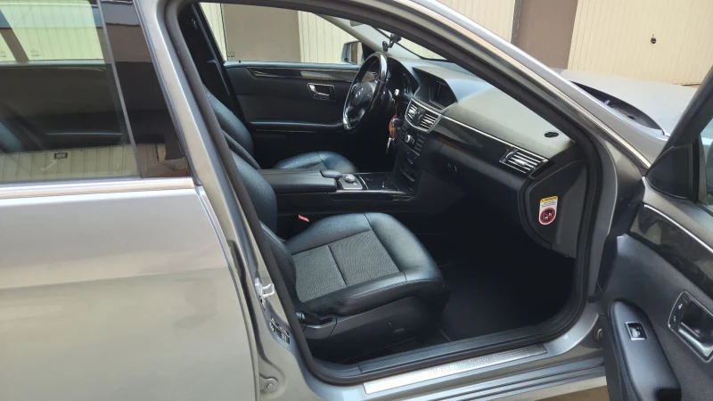 Mercedes-Benz E 350 AMG line, снимка 8 - Автомобили и джипове - 51208722