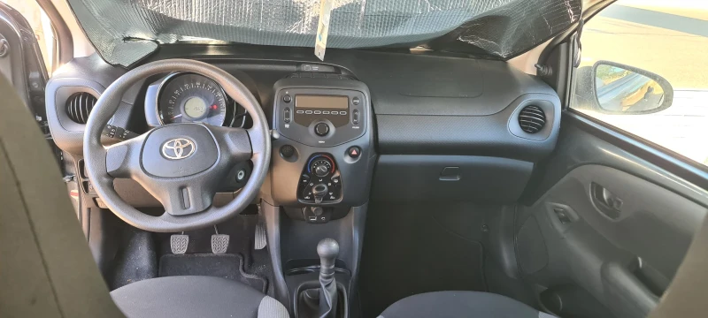 Toyota Aygo 1.0 73p.s, снимка 4 - Автомобили и джипове - 51784348