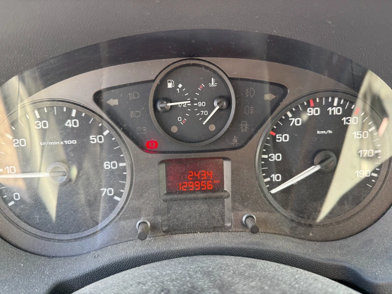 Citroen Jumpy 2, 0 hdi, снимка 9 - Автомобили и джипове - 52417881