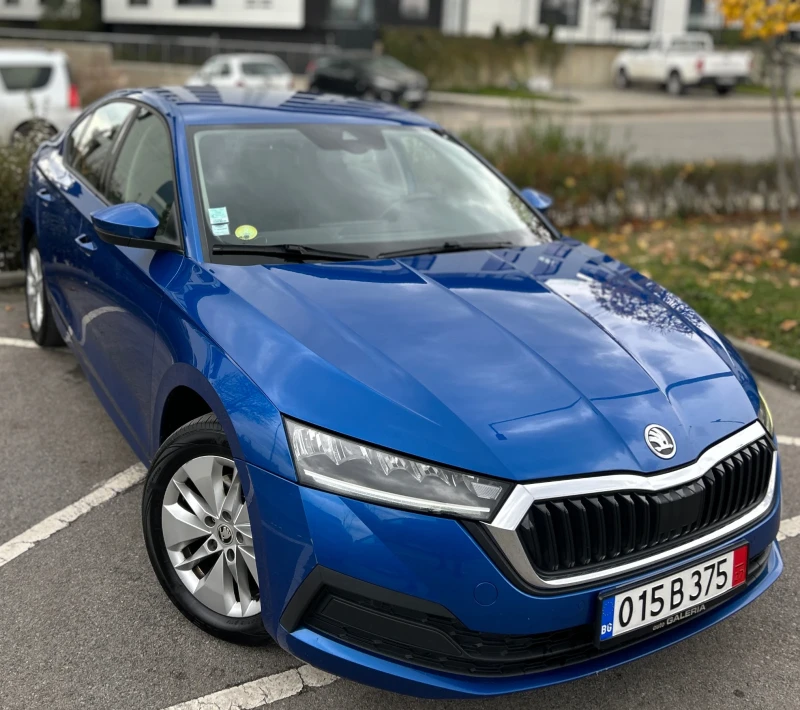 Skoda Octavia 2.0TDI* FULL LED* DISTRONIC* КАТО НОВА, снимка 2 - Автомобили и джипове - 52551703
