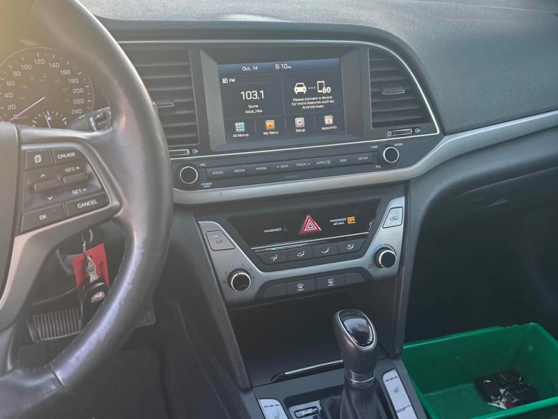 Hyundai Elantra * GL * CARFAX * БЕЗ ПЪРВОНАЧАЛНА ВНОСКА, снимка 9 - Автомобили и джипове - 52893015