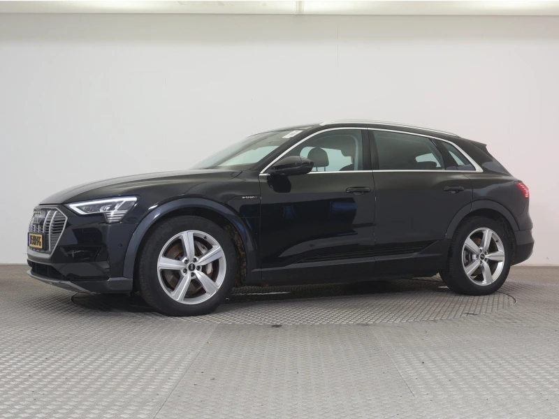 Audi E-Tron E-Tron 55, снимка 13 - Автомобили и джипове - 53432061
