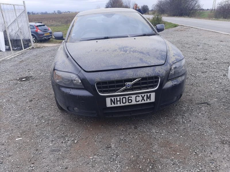 Volvo C70 2.4 petrol, снимка 3 - Автомобили и джипове - 34818525