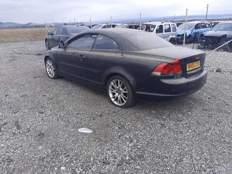 Volvo C70 2.4 petrol, снимка 4 - Автомобили и джипове - 34818525