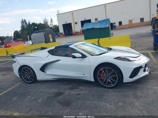 Chevrolet Corvette STINGRAY RWD 1LT, снимка 12 - Автомобили и джипове - 53272503