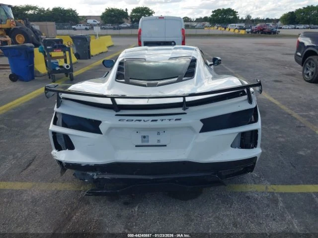 Chevrolet Corvette STINGRAY RWD 1LT, снимка 15 - Автомобили и джипове - 53272503