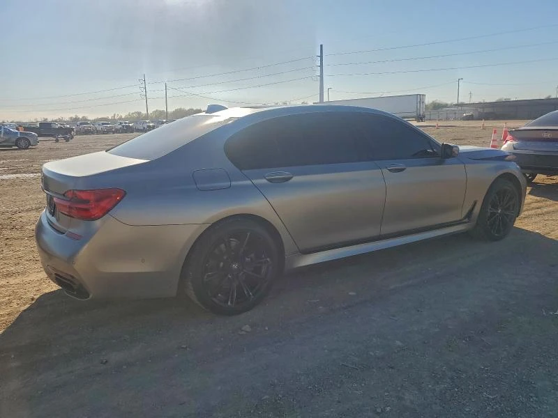 BMW 740 Keyless* Bluetooth* Камера* Подгрев* ФИКСИРАНА ЦЕН - изображение 3