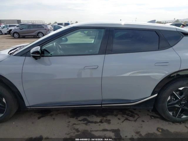 Kia EV6 Wind, снимка 13 - Автомобили и джипове - 54232171