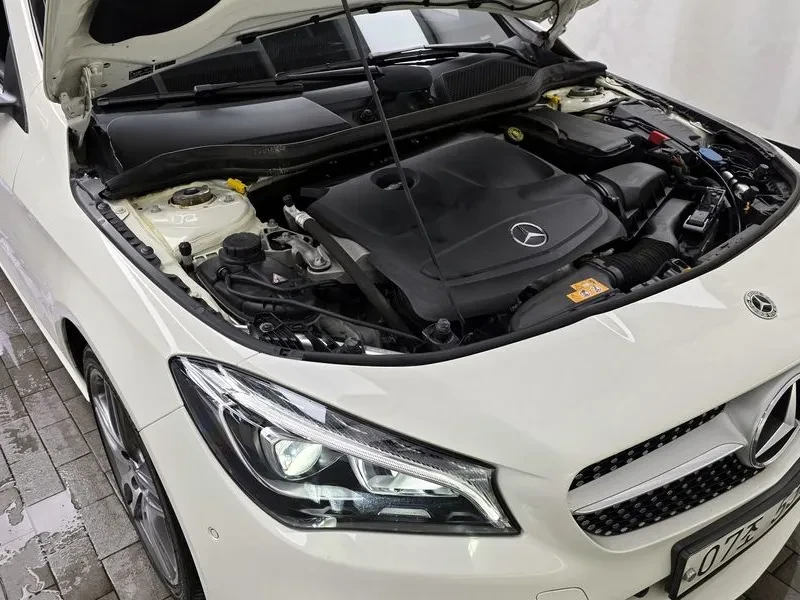 Mercedes-Benz CLA 2.5, снимка 6 - Автомобили и джипове - 54288333