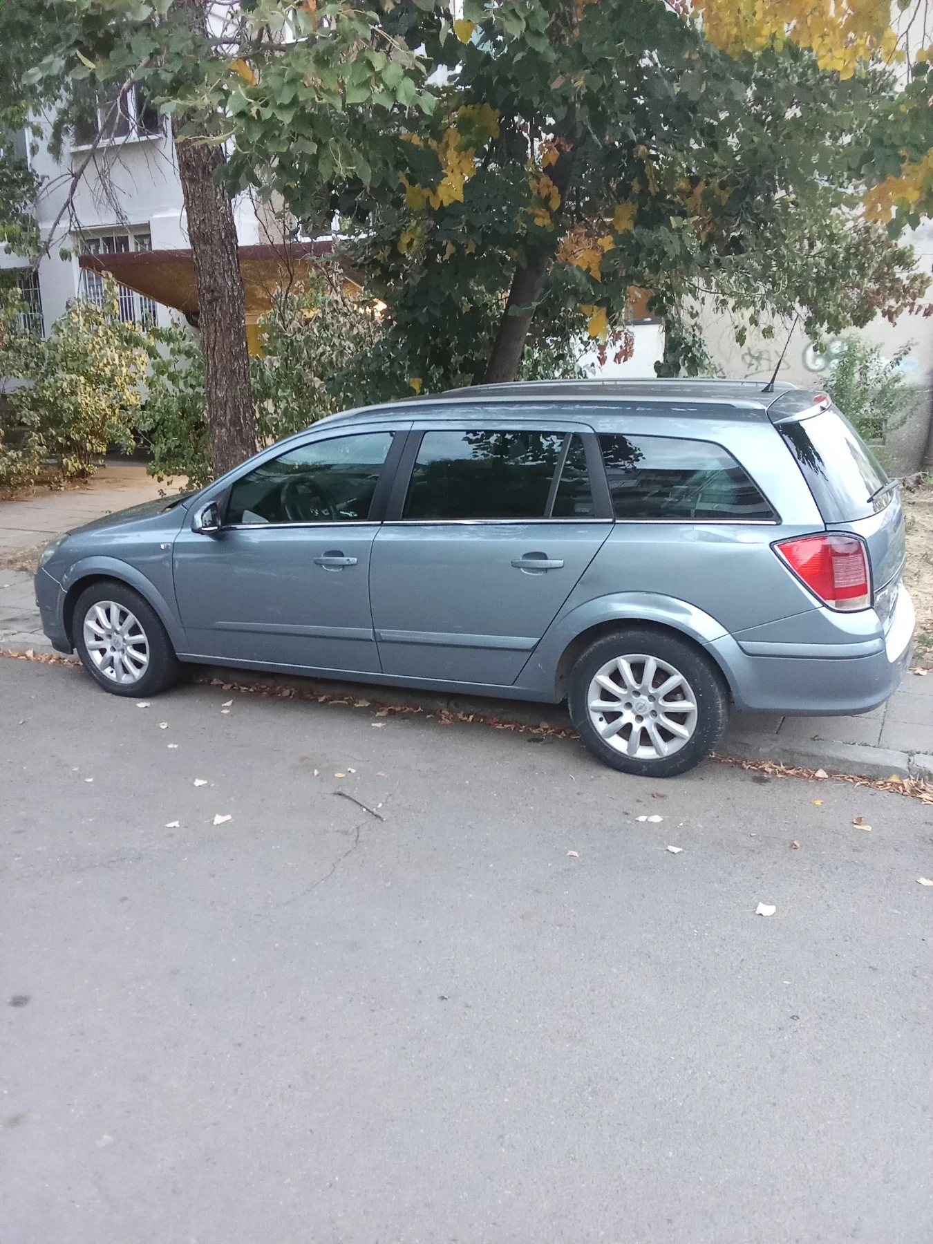 Opel Astra  - изображение 7