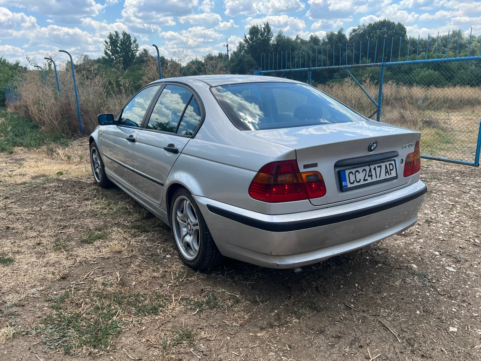 BMW 320 Facelift - изображение 5