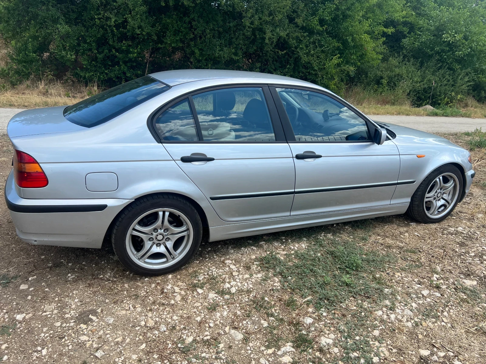 BMW 320 Facelift - изображение 6