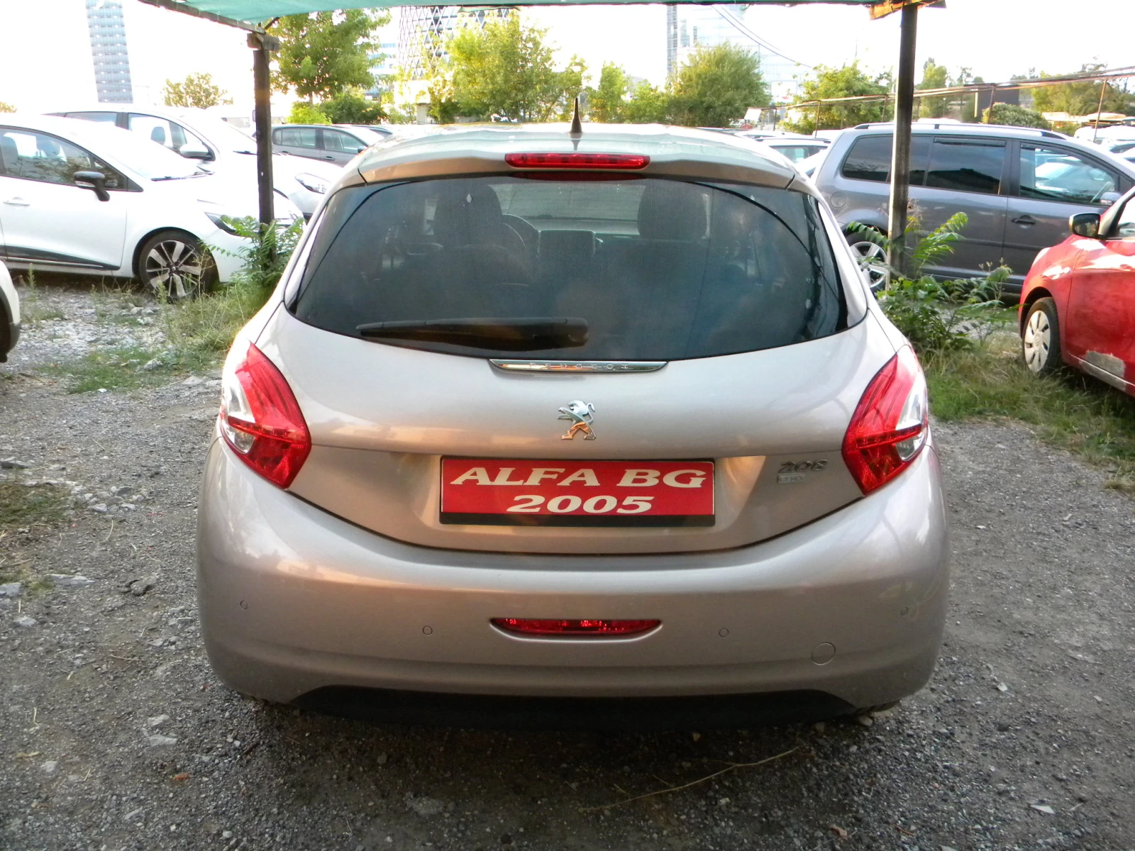 Peugeot 208 1.6E-HDI ALLURE. NAVI- KATO НОВО  EURO5B - изображение 7