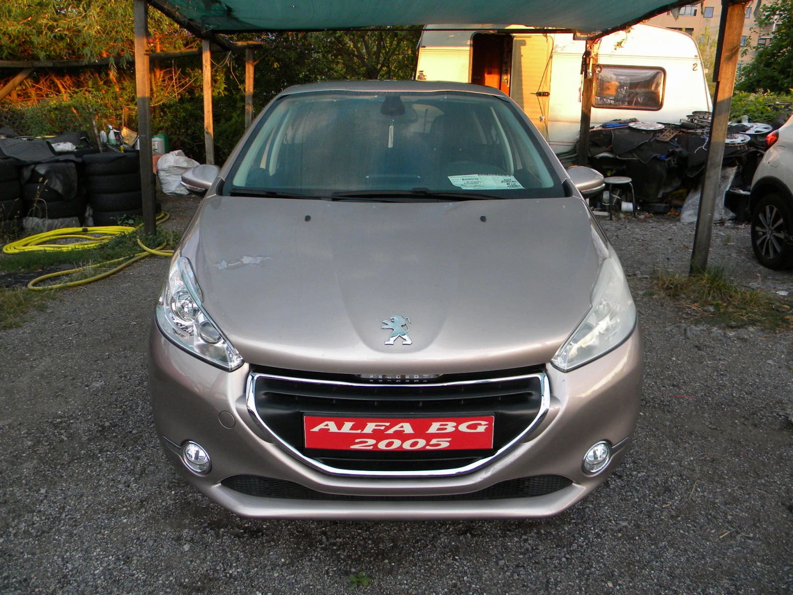 Peugeot 208 1.6E-HDI ALLURE. NAVI- KATO НОВО  EURO5B - изображение 5