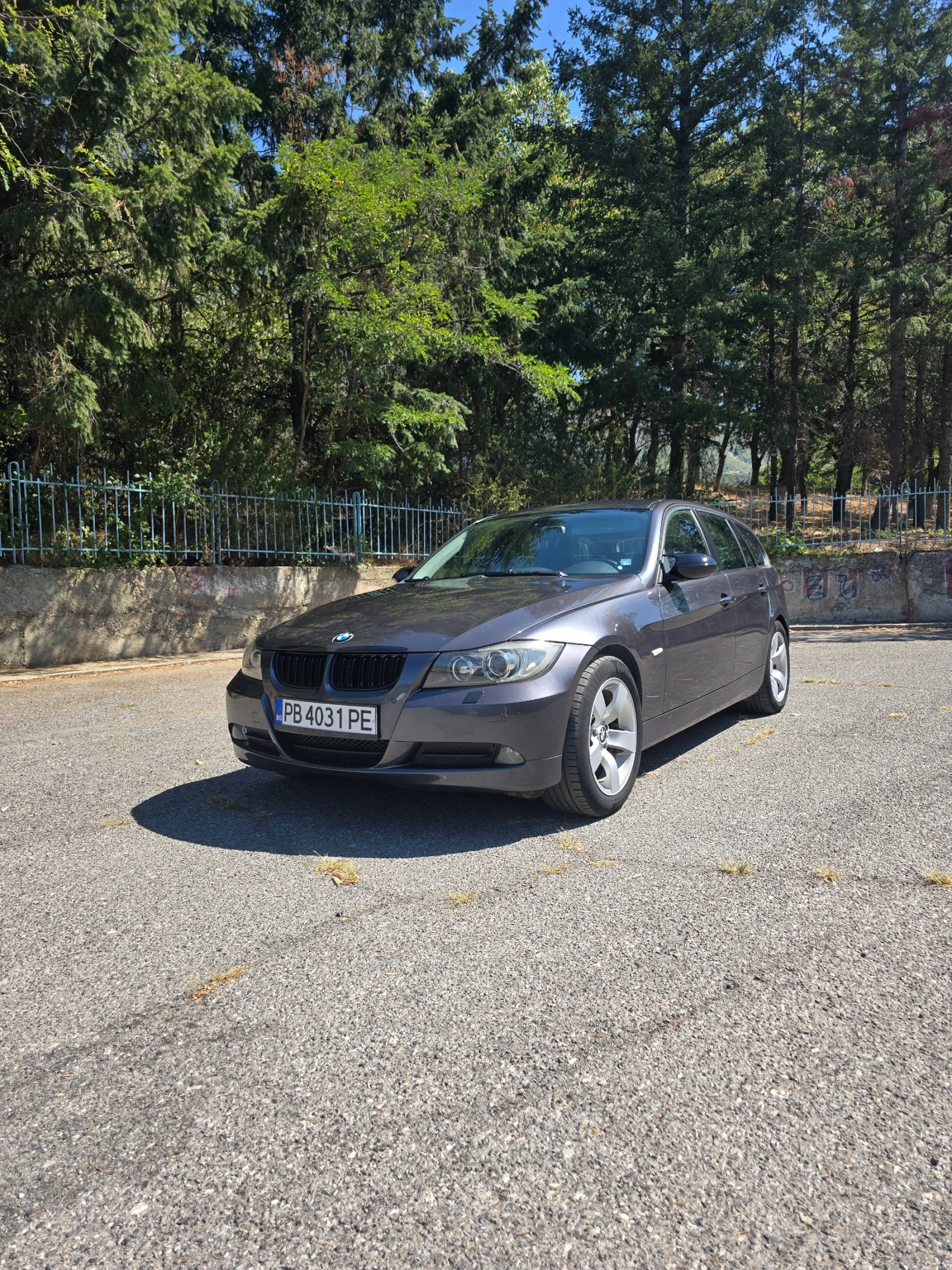 BMW 320 2.0D - изображение 3