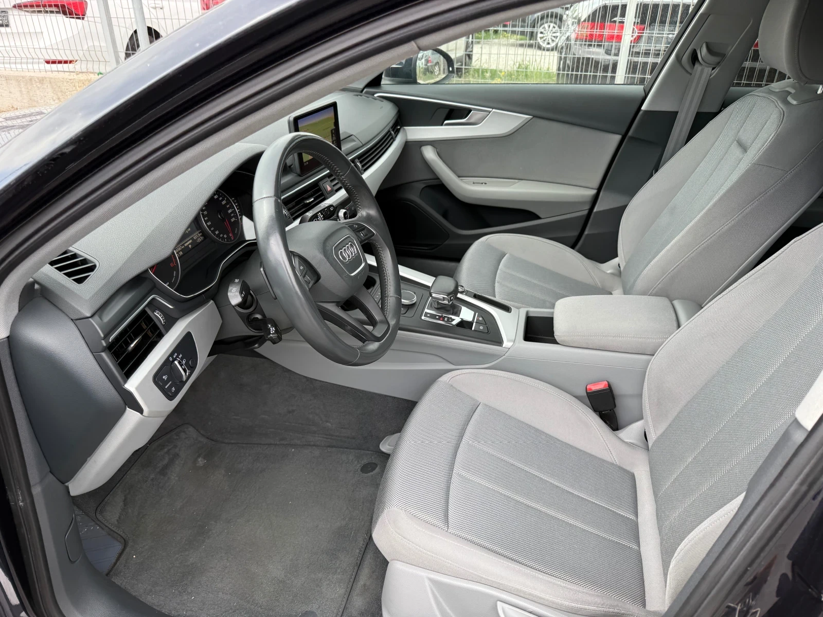 Audi A4 2.0TDI_150kc_Automat - изображение 8
