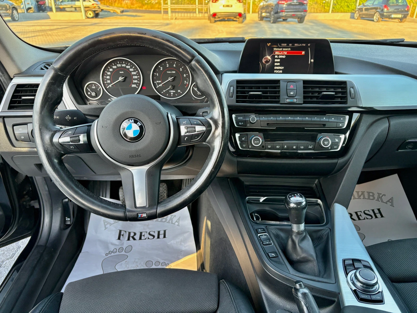 BMW 318 2015 - изображение 10