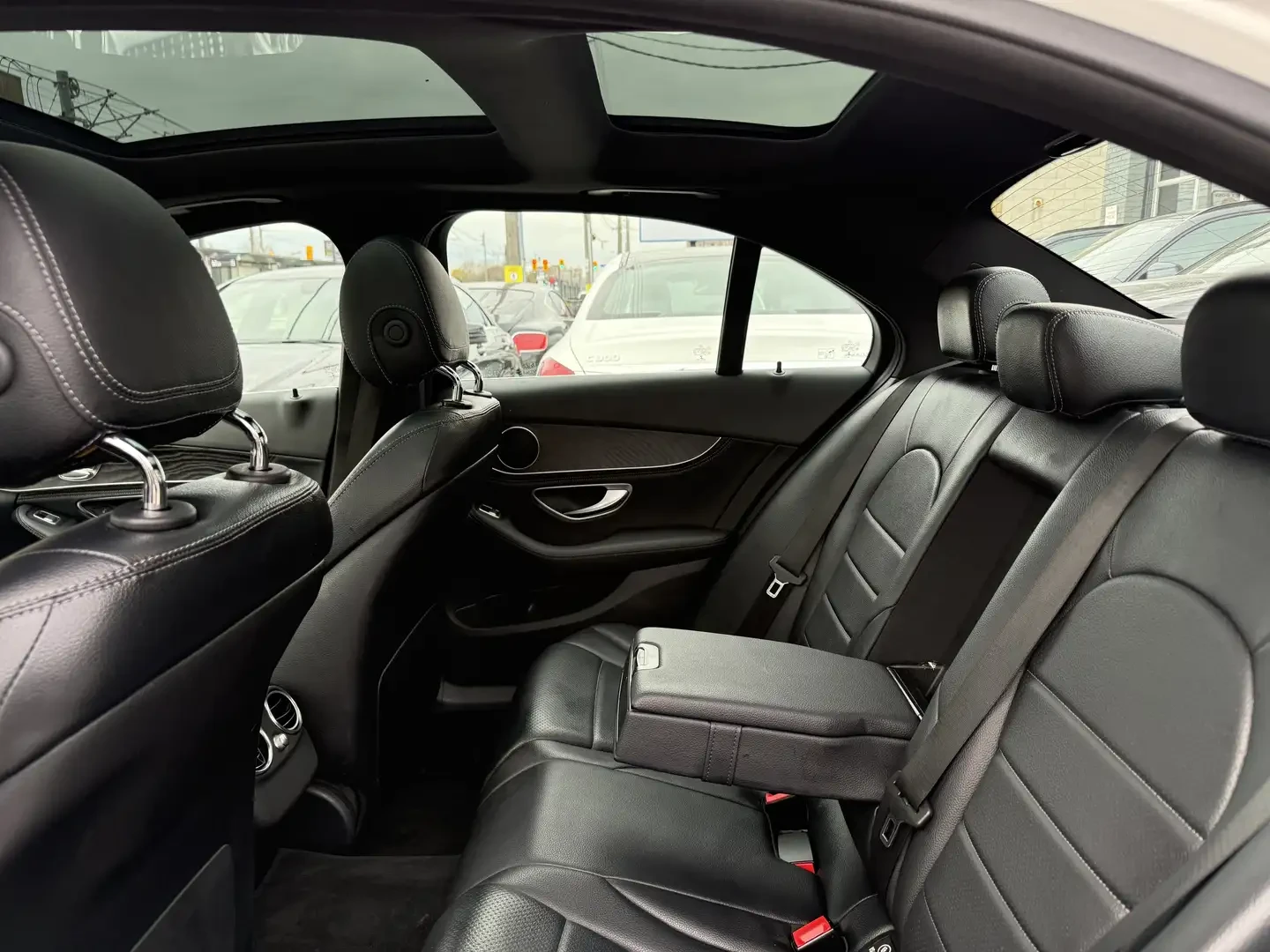 Mercedes-Benz C 300 AMG, AMBIENT, B.SPOT, PANO, KEYLESS | Mobile.bg   15