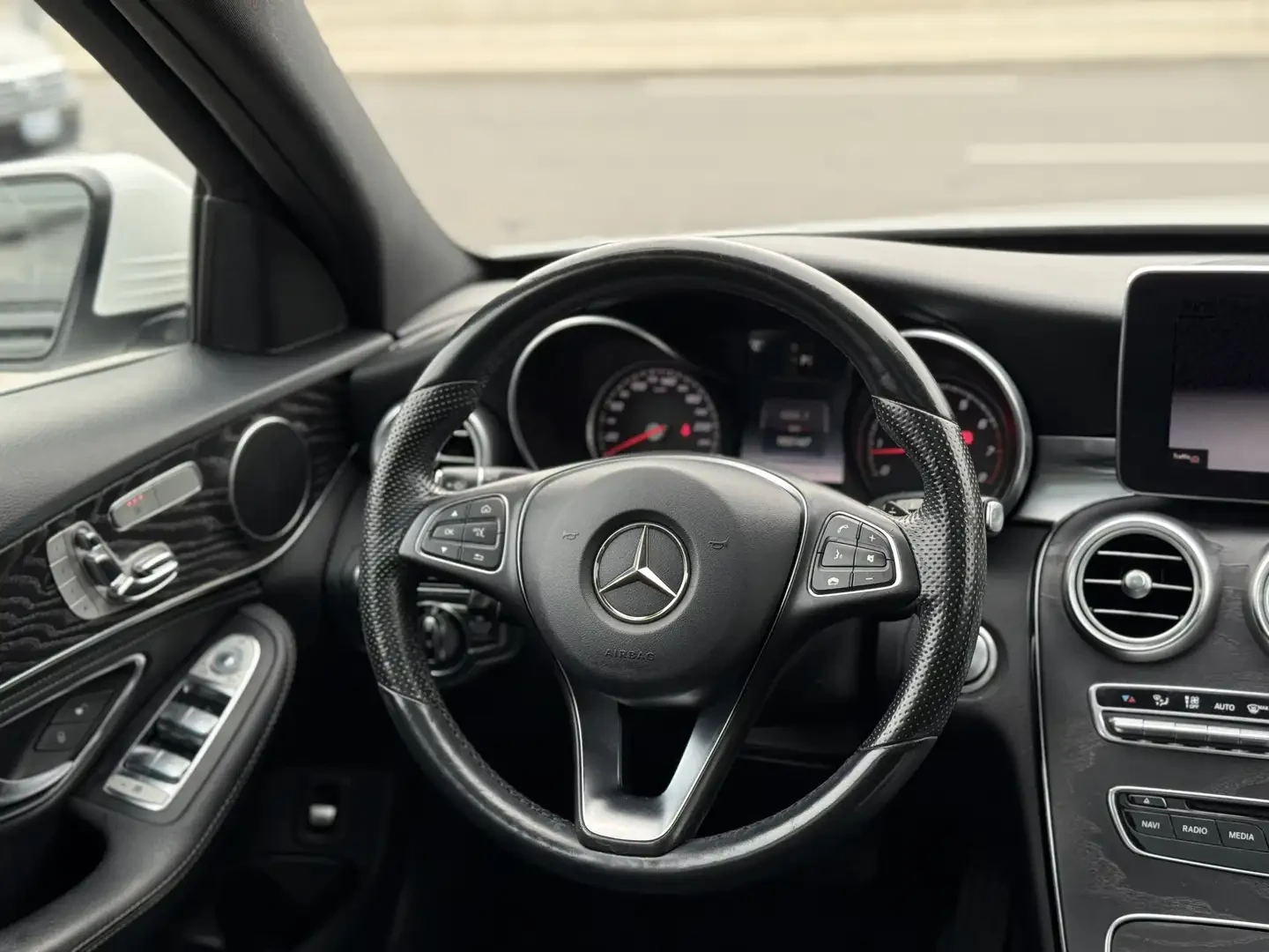 Mercedes-Benz C 300 AMG, AMBIENT, B.SPOT, PANO, KEYLESS | Mobile.bg   8