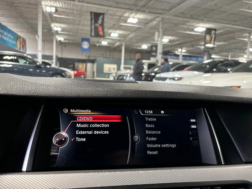 BMW 528 * 528i xDrive| AWD| MPACKAGE| NAV| SUNROOF| LEATHE | Mobile.bg   16