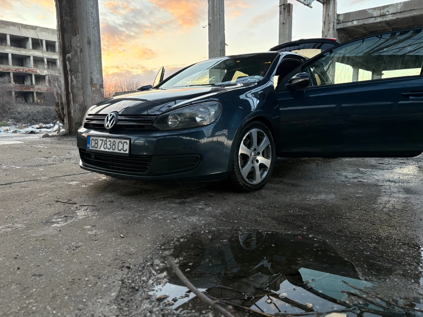 VW Golf  - изображение 8