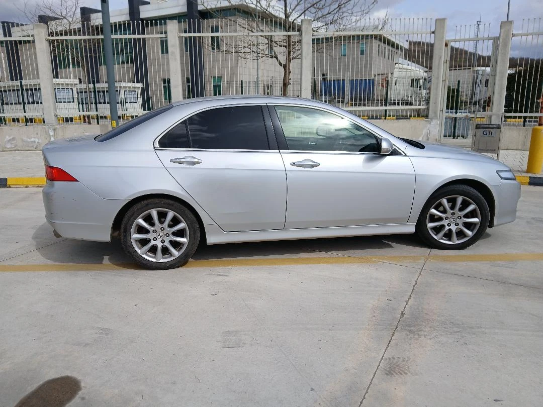 Honda Accord, снимка 5 - Автомобили и джипове - 53915629