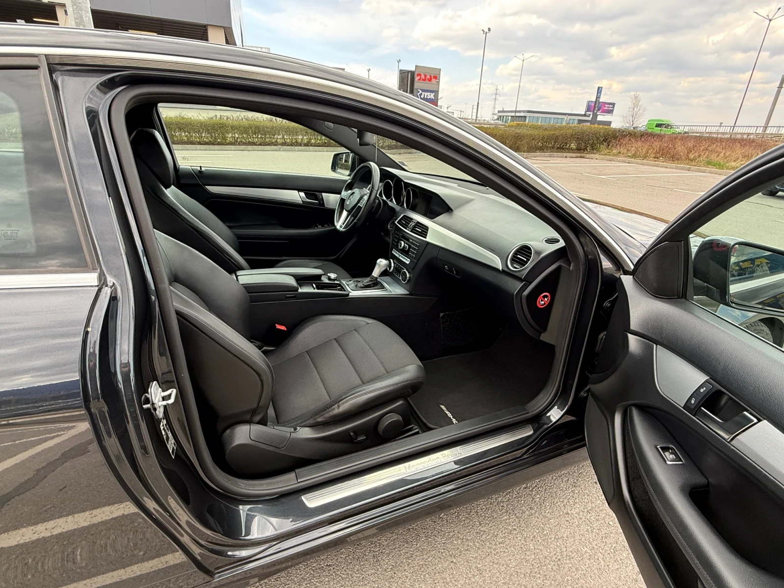 Mercedes-Benz C 220 AMG ТОП СЪСТОЯНИЕ!, снимка 10 - Автомобили и джипове - 54038774