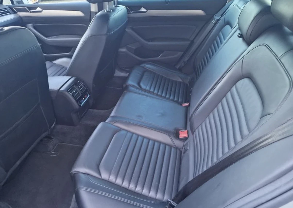 VW Passat DIGITAL HIGHLINE 4-MOTION DSG ОЧАКВАН ВНОС , снимка 8 - Автомобили и джипове - 54347583