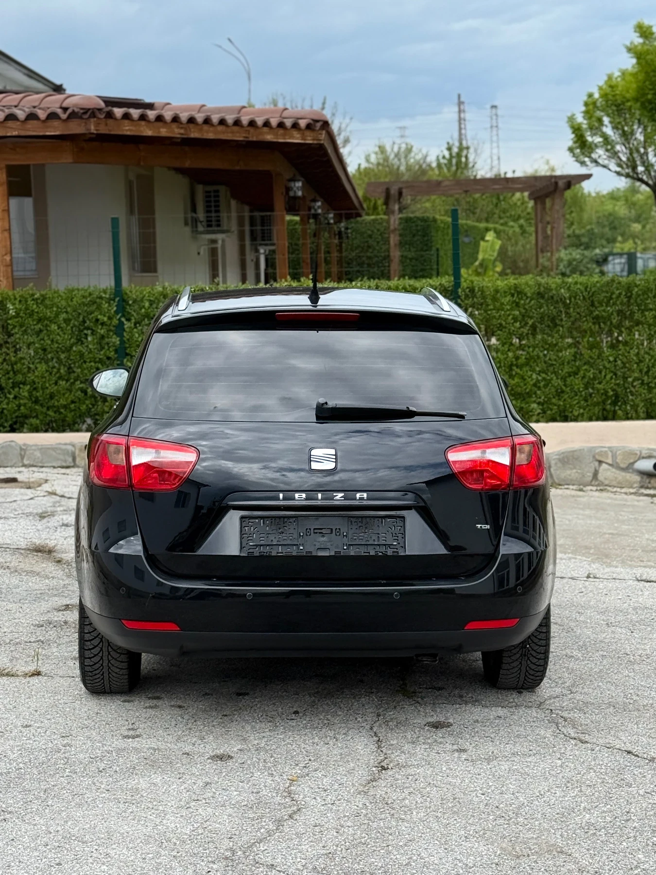 Seat Ibiza 1.6 105 Face lift, снимка 10 - Автомобили и джипове - 54382890